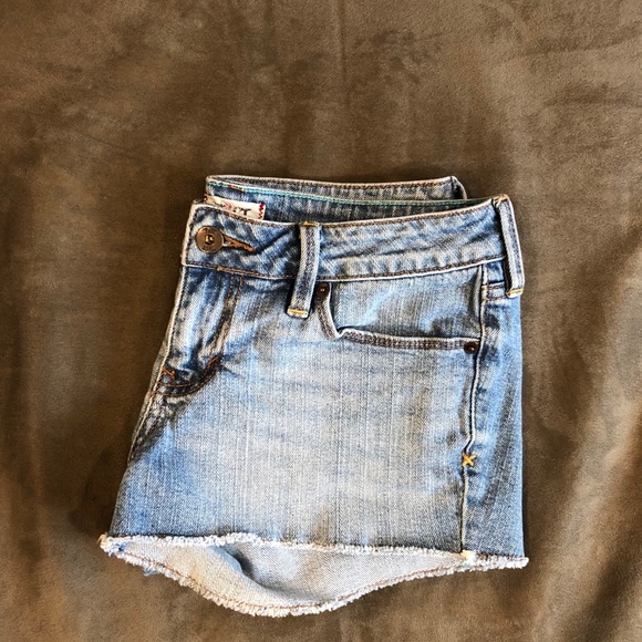 Jean shorts - Picture 2 of 3